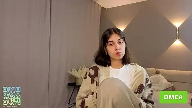 MeiFrock from StripChat is Freechat