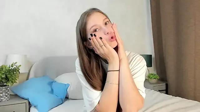 MelaniSeiver from StripChat is Freechat