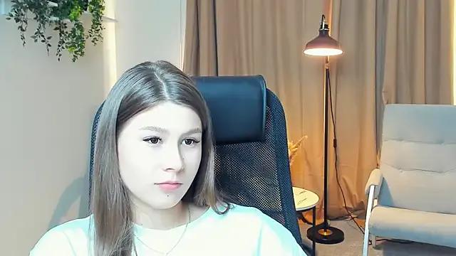MelliePichoff from StripChat is Freechat