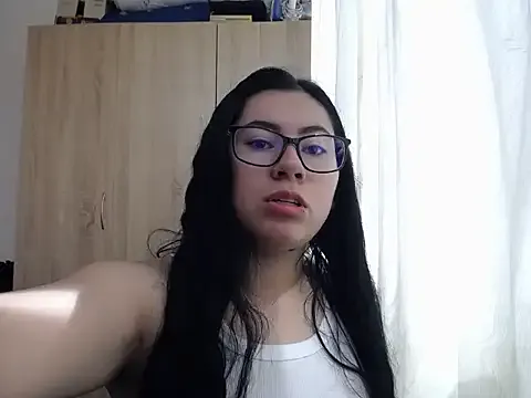 melody_klar from StripChat is Freechat