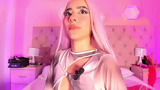 Girls: try live performances with matured performers, from dancing to quirks, in a variety of beautiful sex cams.
