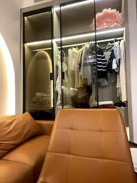 MEOW_MEO from StripChat is Freechat