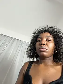 MerliaSsomer from StripChat is Freechat