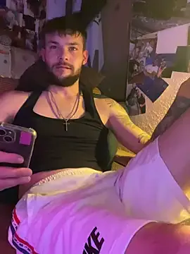 Mexxwell69 from StripChat is Freechat