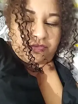 MEYBELLATINA from StripChat is Freechat