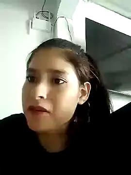 Mia-pussy from StripChat is Freechat