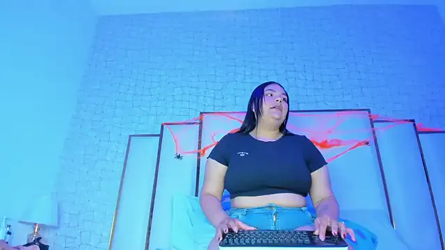 Mia_and_lexy from StripChat is Freechat