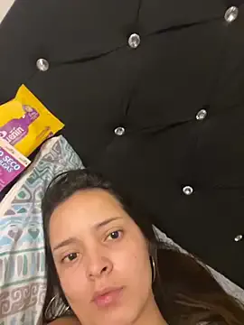 Mia_jhoonson from StripChat is Freechat