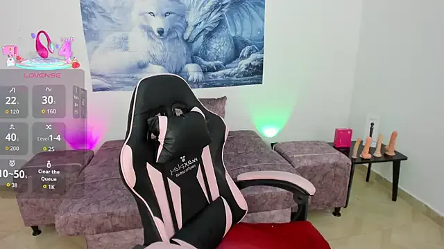 Mia_King_ from StripChat is Freechat