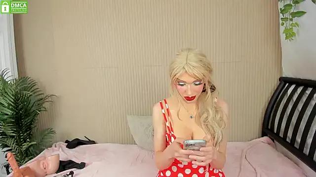 Mia_Miss_Sensual from StripChat is Freechat