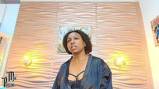 mia_pineda from StripChat is Freechat