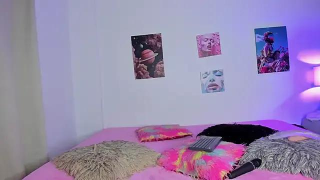 mia_purplee from StripChat is Freechat