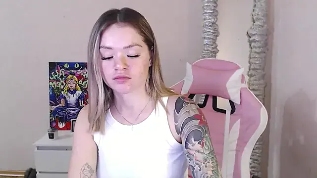 Girls: try live performances with matured performers, from dancing to quirks, in a variety of beautiful sex cams.