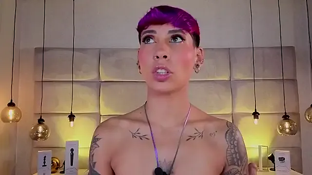 MiaMorgan_ from StripChat