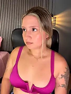 Girls: try live performances with matured performers, from dancing to quirks, in a variety of beautiful sex cams.