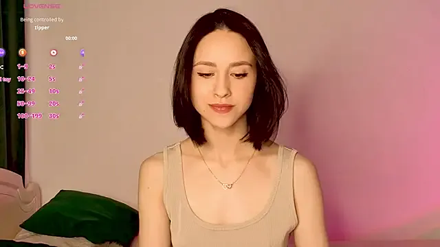 MiaSweetasHoney from StripChat is Freechat