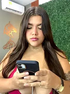 Girls: try live performances with matured performers, from dancing to quirks, in a variety of beautiful sex cams.