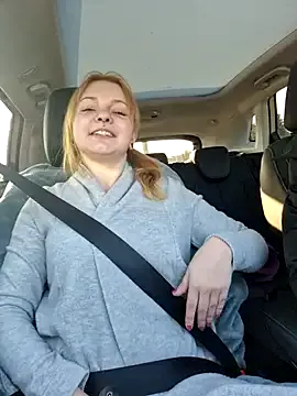 MichelleVibes18 from StripChat