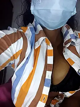 MickMicky from StripChat is Freechat