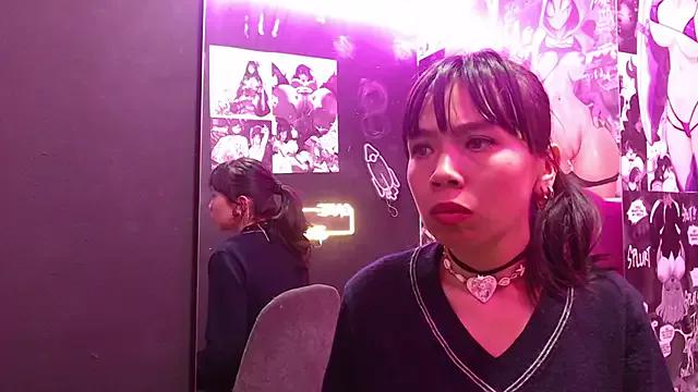 Girls: try live performances with matured performers, from dancing to quirks, in a variety of beautiful sex cams.