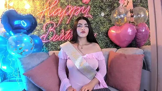 miel_gomez from StripChat is Freechat