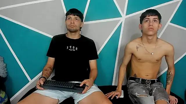 migueyalejo_teens from StripChat is Freechat