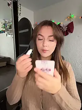 MiksMolly69 from StripChat