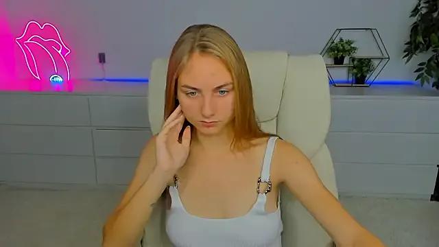 MilaAddams from StripChat is Freechat