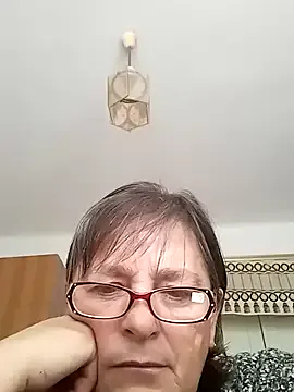 MilaCold5443 from StripChat is Freechat