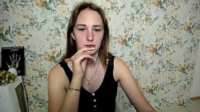 Milana_Cutie_ from StripChat is Freechat