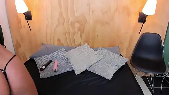 Girls: try live performances with matured performers, from dancing to quirks, in a variety of beautiful sex cams.