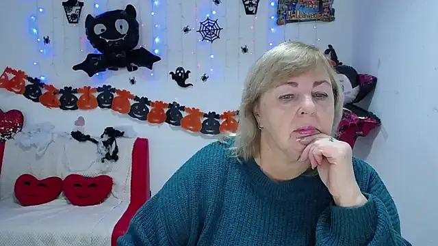 Girls: try live performances with matured performers, from dancing to quirks, in a variety of beautiful sex cams.