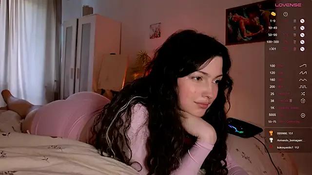 Girls: try live performances with matured performers, from dancing to quirks, in a variety of beautiful sex cams.