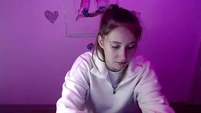 Milka_kamila from StripChat is Freechat