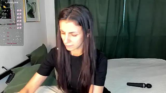 MilkaLick from StripChat is Freechat