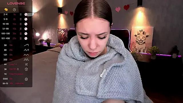 MilliBrown_ from StripChat