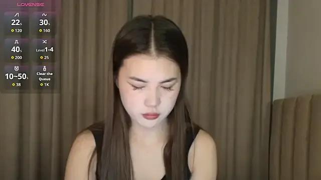 mimi_lan from StripChat is Freechat
