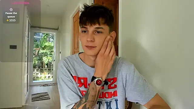 MiracleCam from StripChat is Freechat