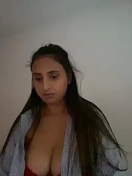 MiraLust from StripChat is Freechat