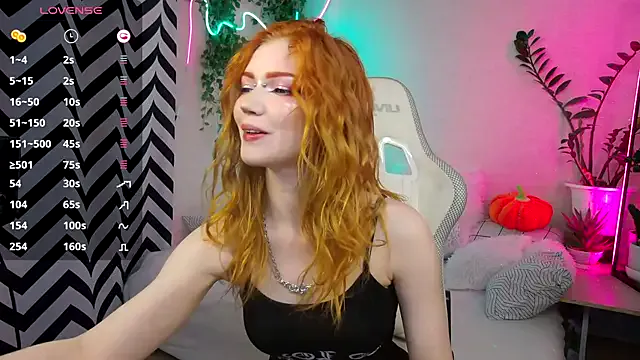 Misamane from StripChat is Freechat