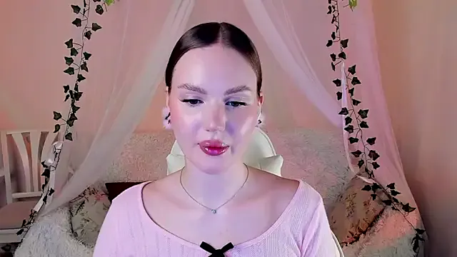 MishkaMe from StripChat is Freechat