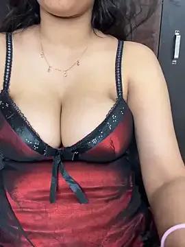 Miss-Ayraa from StripChat is Freechat