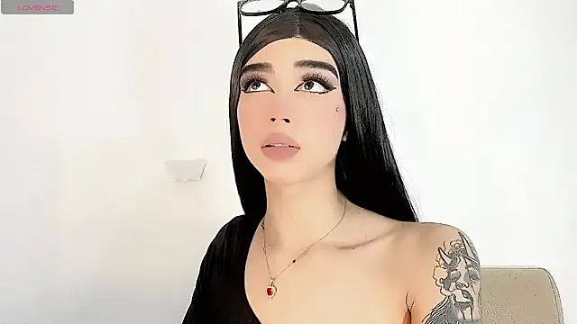  Miss-Saraii chat room