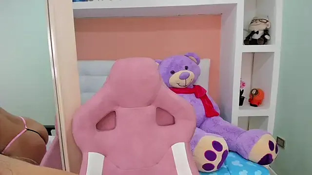 Miss__evolet from StripChat