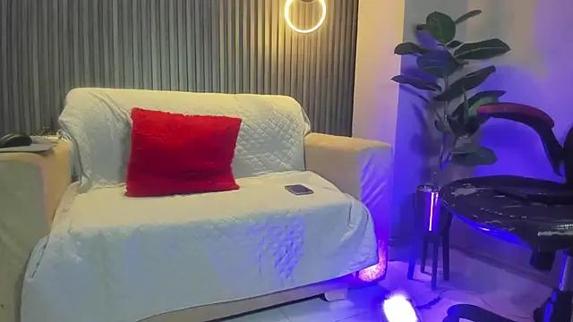 miss_charlott12 from StripChat is Freechat