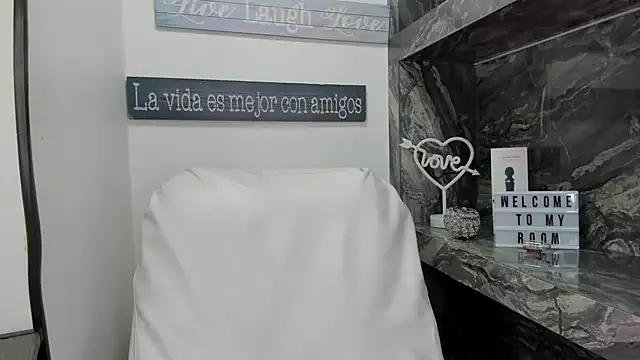 miss_danika from StripChat is Freechat