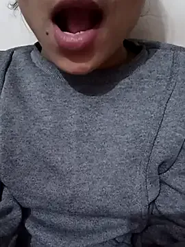 Miss_linaa from StripChat is Freechat