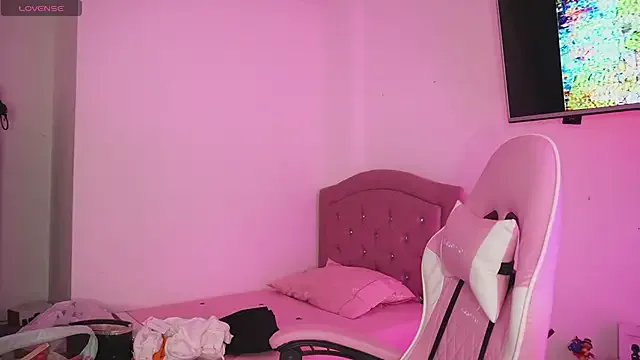 Missara_ from StripChat is Freechat