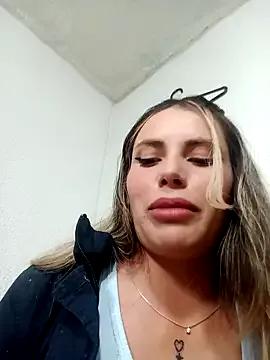 Misscata1106 from StripChat is Freechat