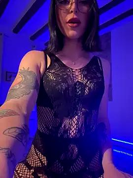 missninasparkle from StripChat is Freechat